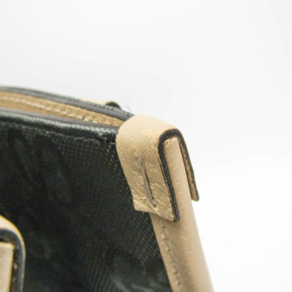 GUCCI White Leather Shoulder Bag - Picture 8 of 16